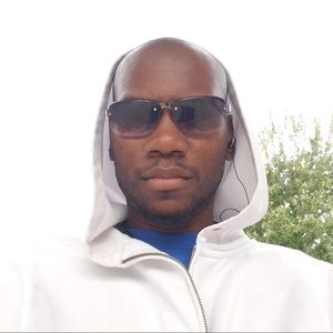 Meet your Posher, Larry